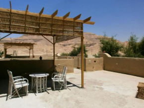 Ecological Dome House in Medinat Habu